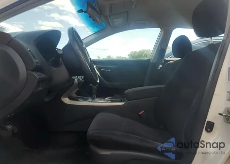 2013 Nissan Altima 2.5 z USA, uszkodzony, nr VIN 1N4AL3AP7DC914717